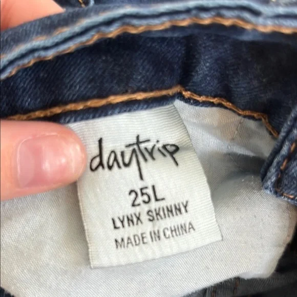 Daytrip Blue Skinny Jeans Tapered Fit - Picture 3 of 3